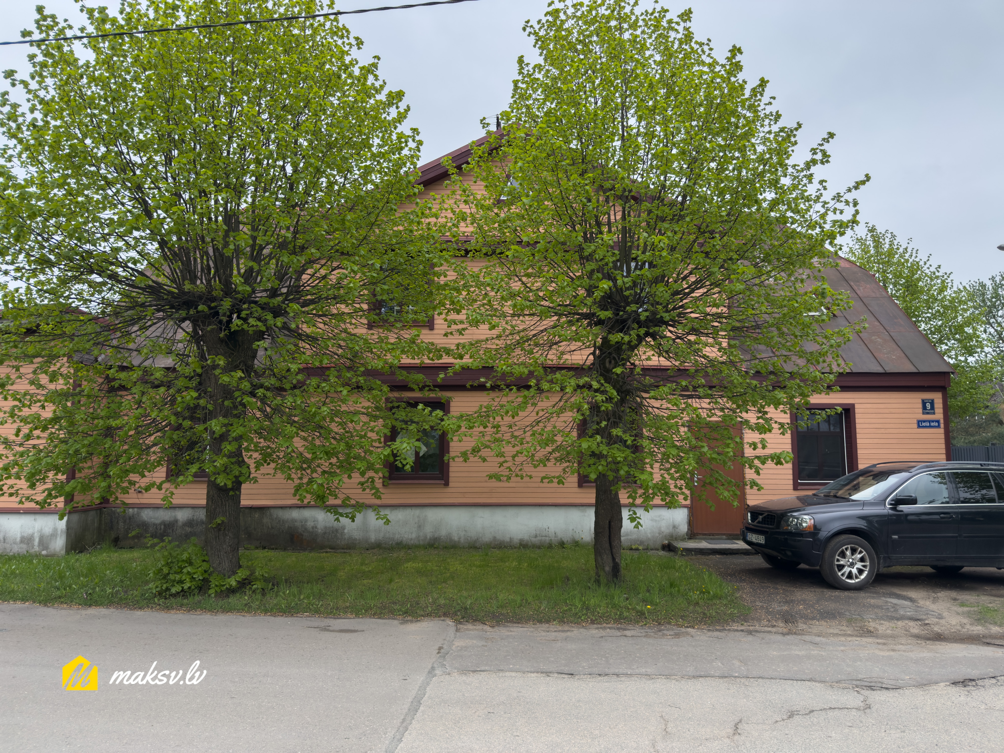 estate photo