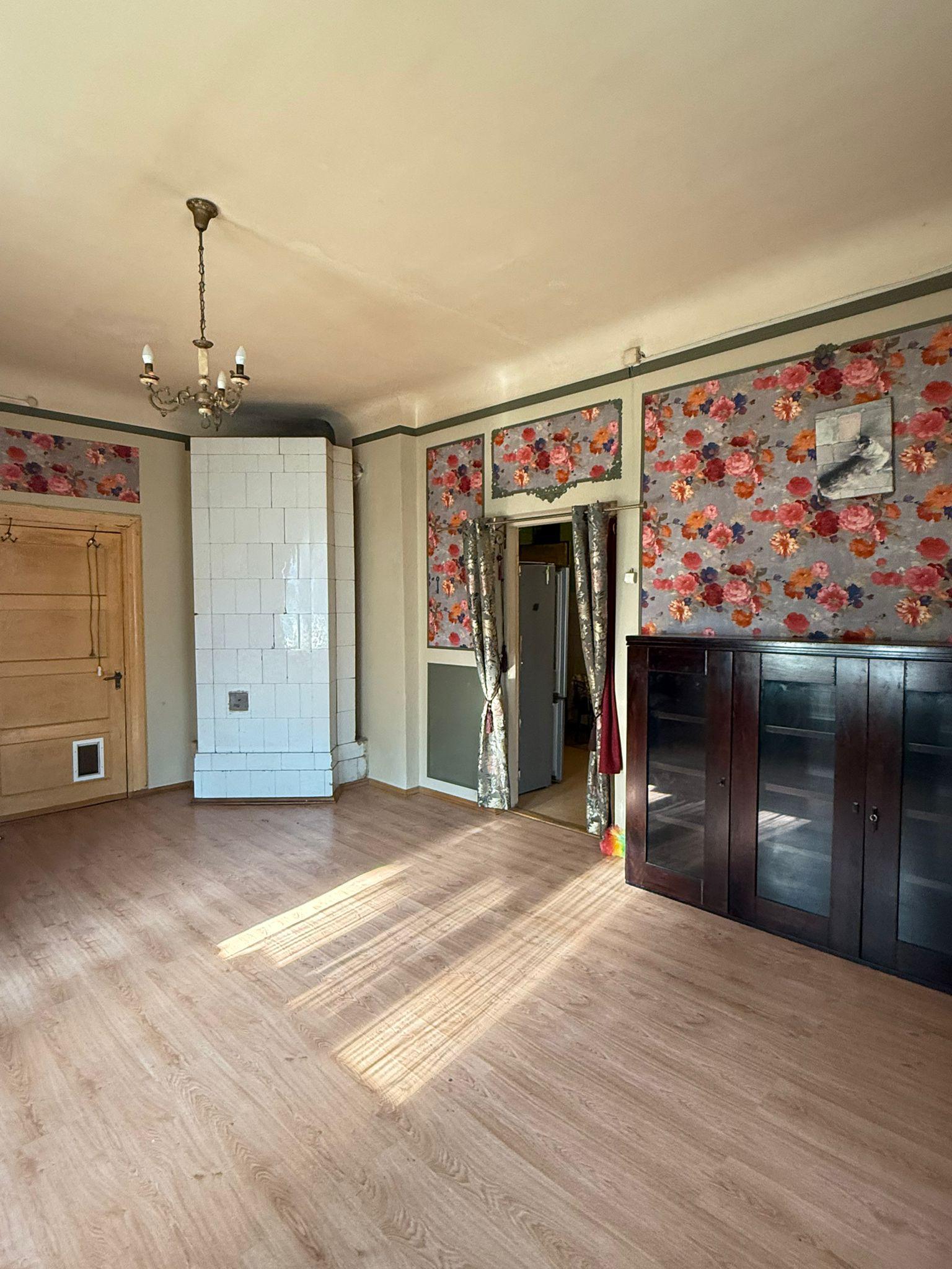 estate photo